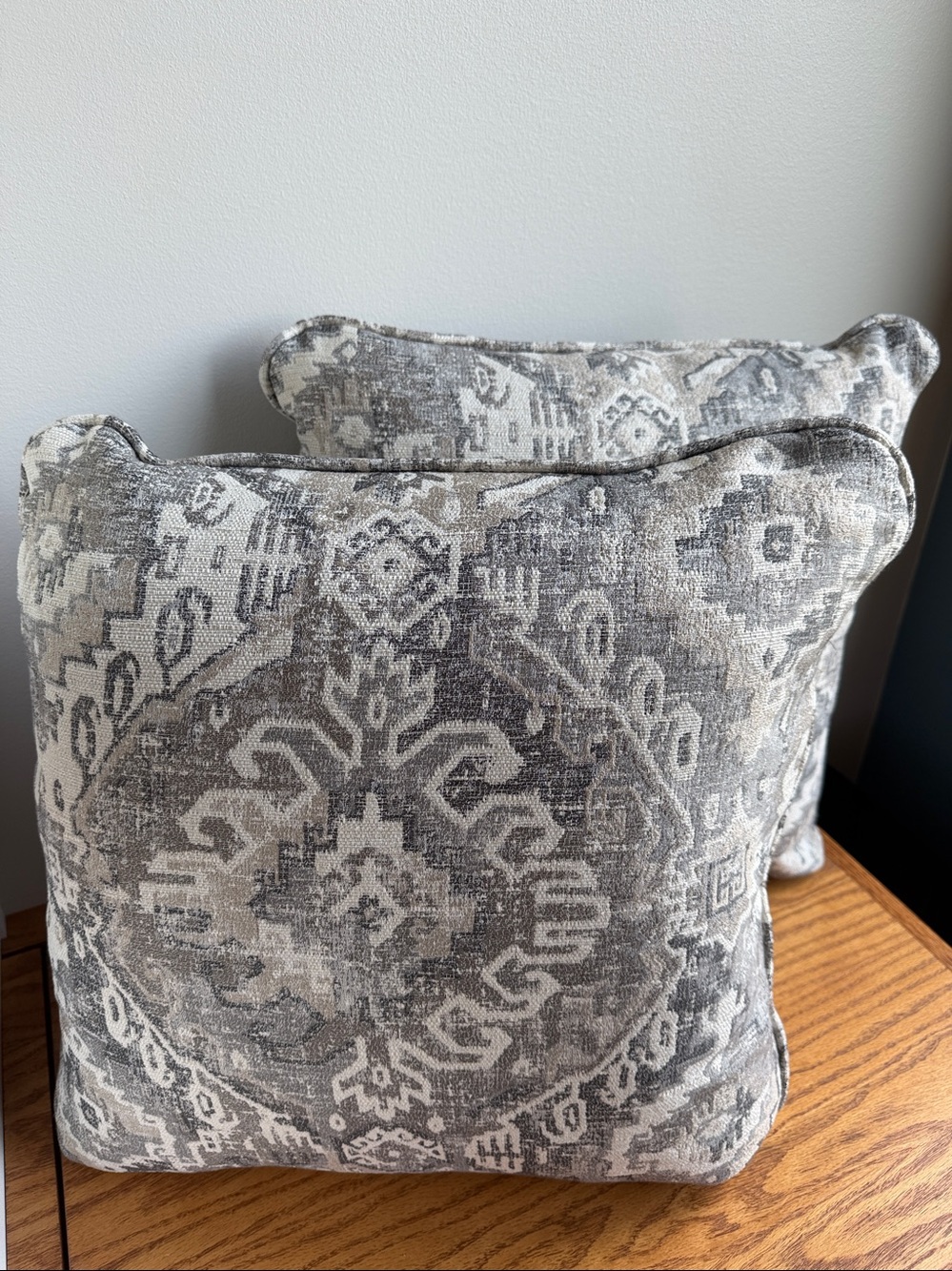 NEW Pair of Distressed Vintage-Style Medallion Accent Pillows.